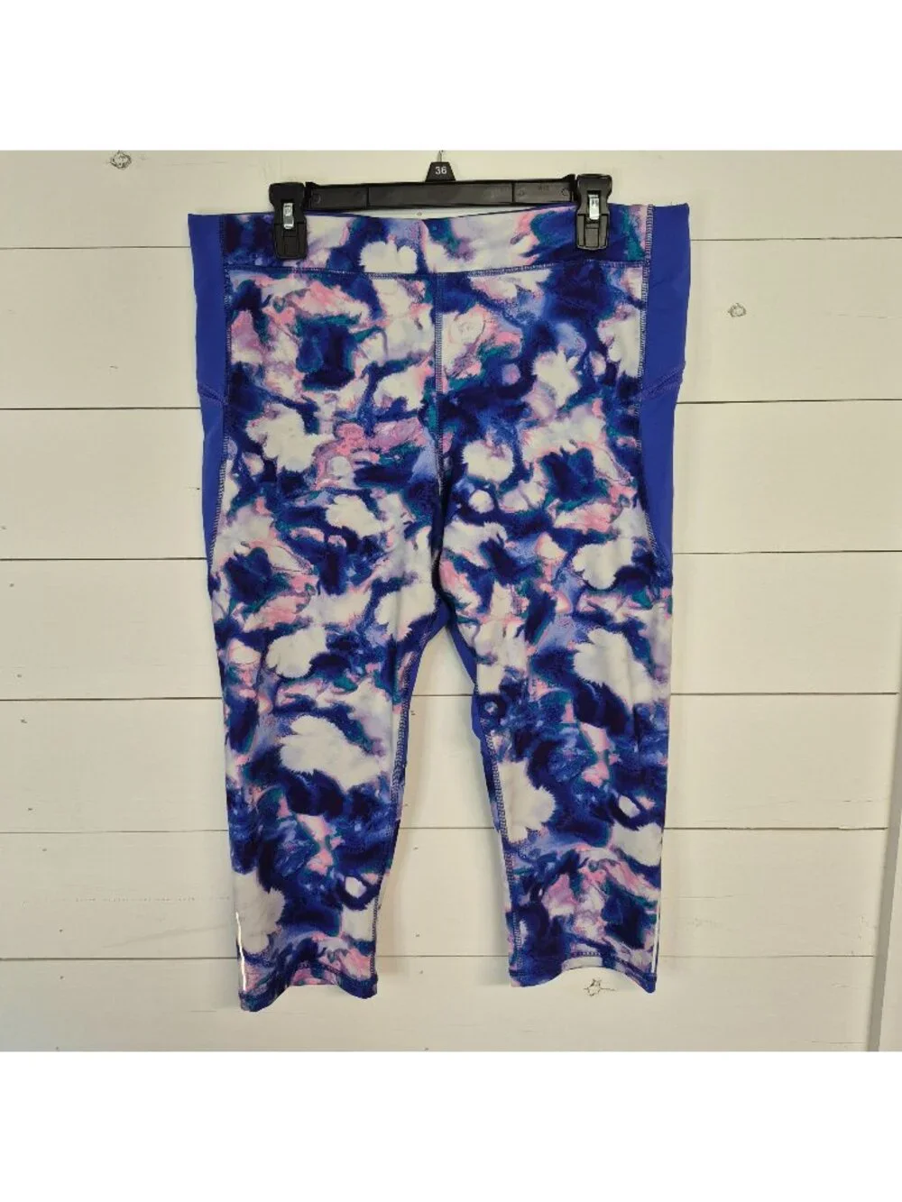 Champion Colorful Athletic Capri Leggings With Tie Dye Print Womens XL - Picture 1 of 5